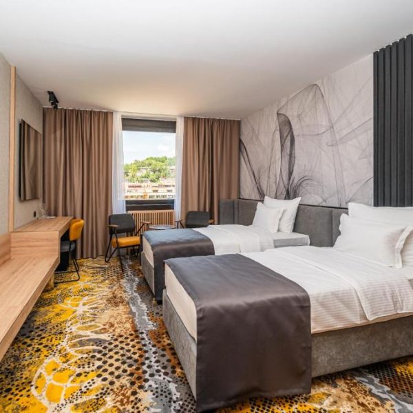 hotel 4