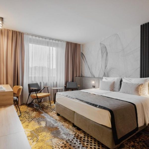 hotel 5