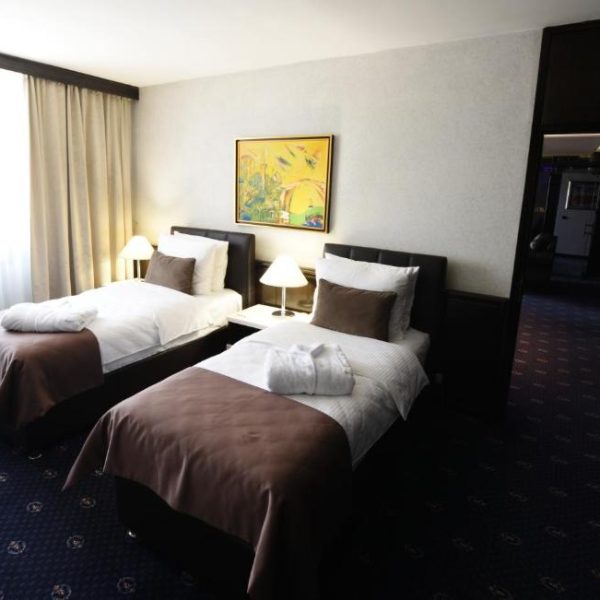 hotel 9